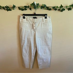 NWT 🍑 Talbots Women's Petite Cropped Everyday Khaki Pants